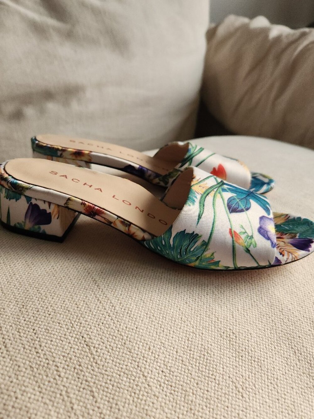 NWOT Sacha London Satin & Leather Tropical Print Mules - Sz 6 1/2
